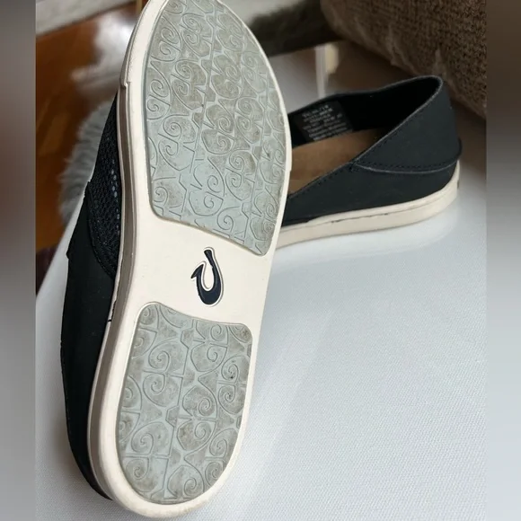 Like new! Olukai VC06/18. Sz W7 Pehuea Slip On Drop Heel Comfort Sneakers Mesh - Picture 7 of 7